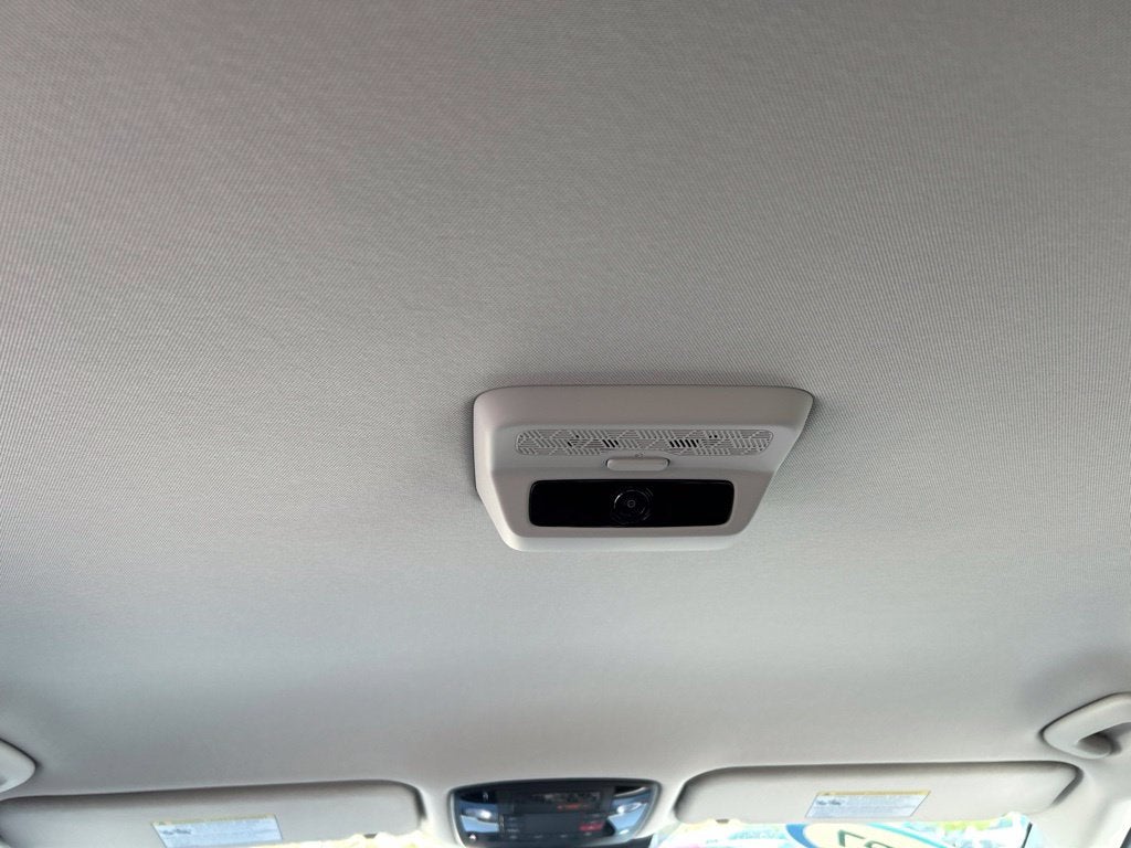 2027 Kia Carnival EX