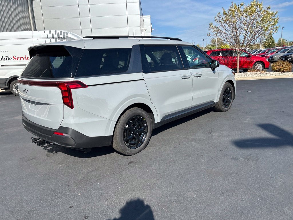 2027 Kia Carnival EX