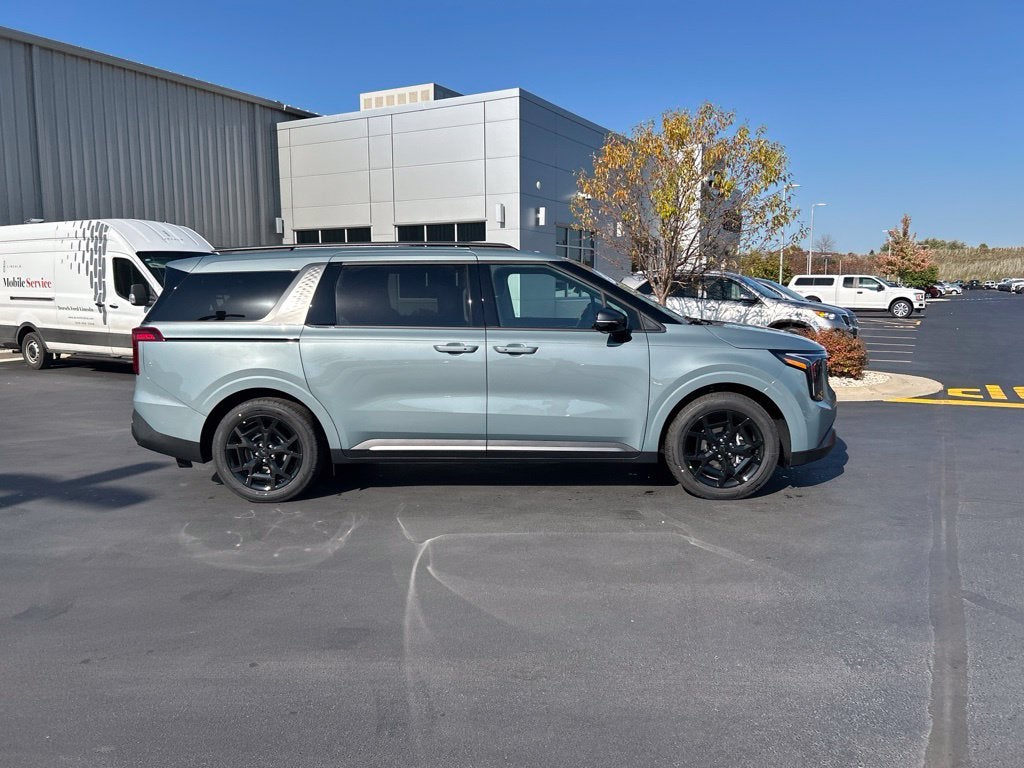 2027 Kia Carnival EX