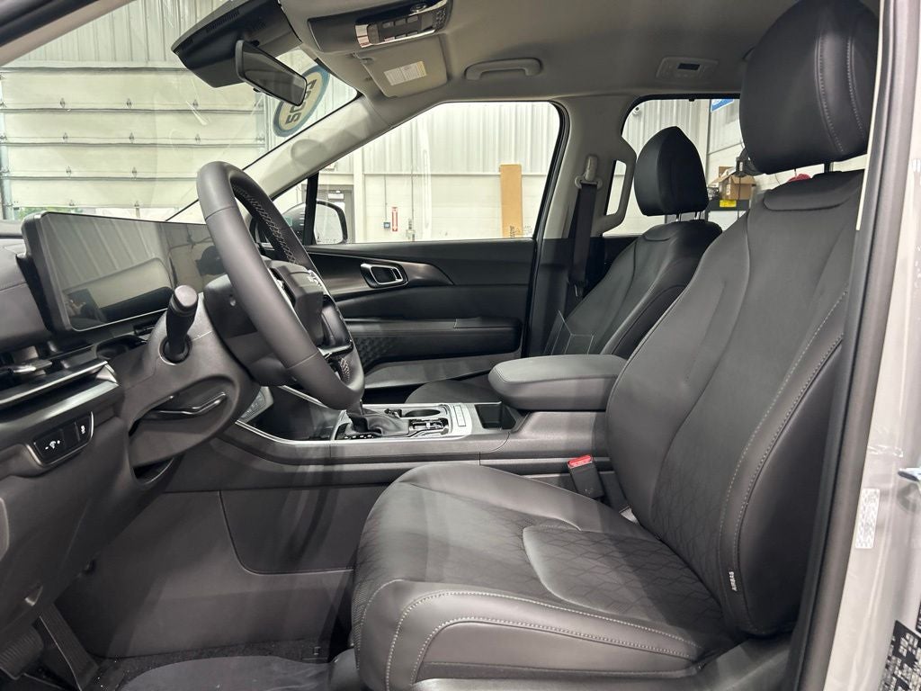 2027 Kia Carnival EX