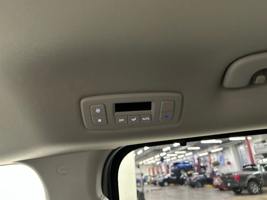 2027 Kia Carnival EX