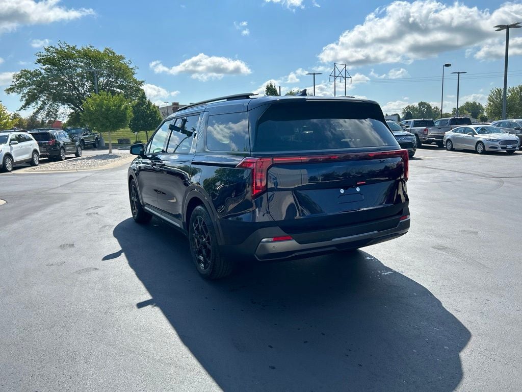 2027 Kia Carnival EX