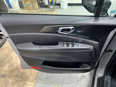 2027 Kia Carnival EX