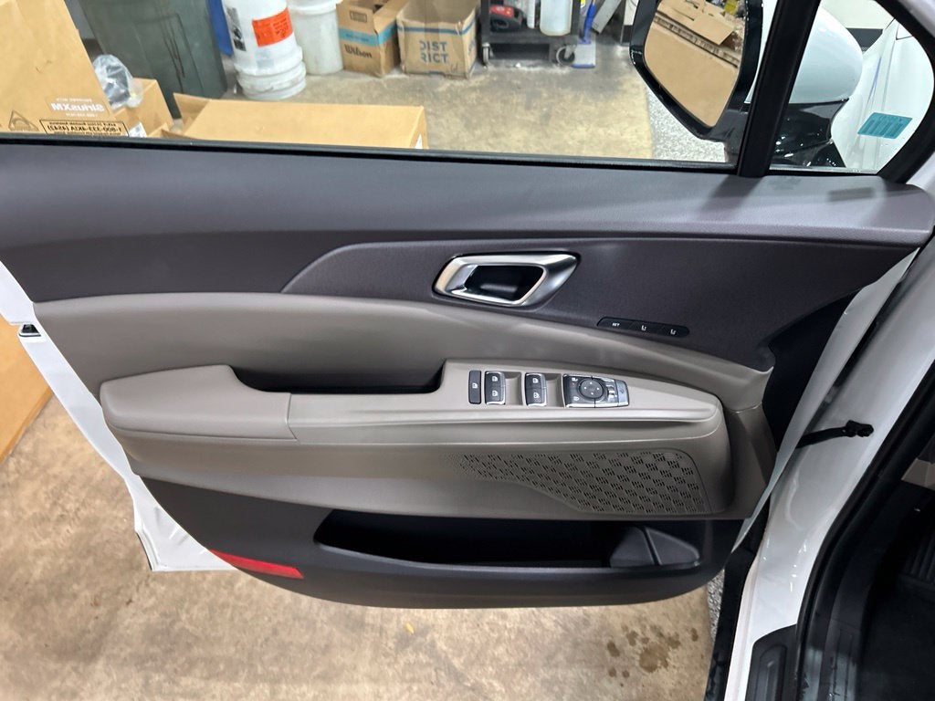 2027 Kia Carnival Hybrid EX