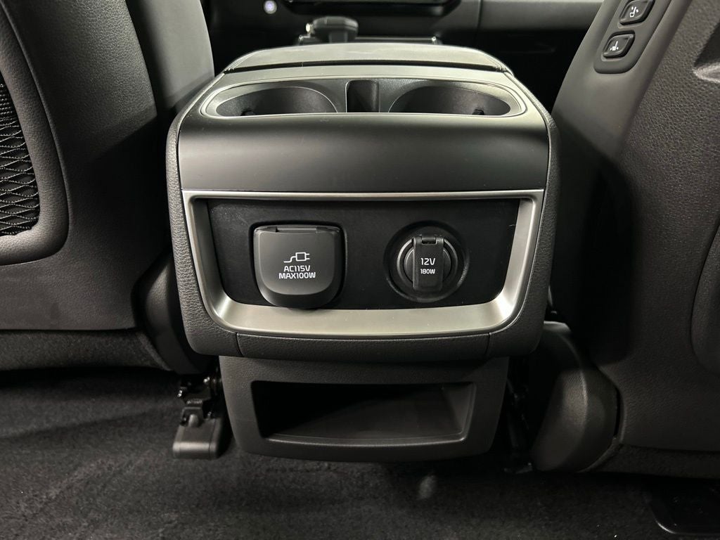 2027 Kia Carnival SX