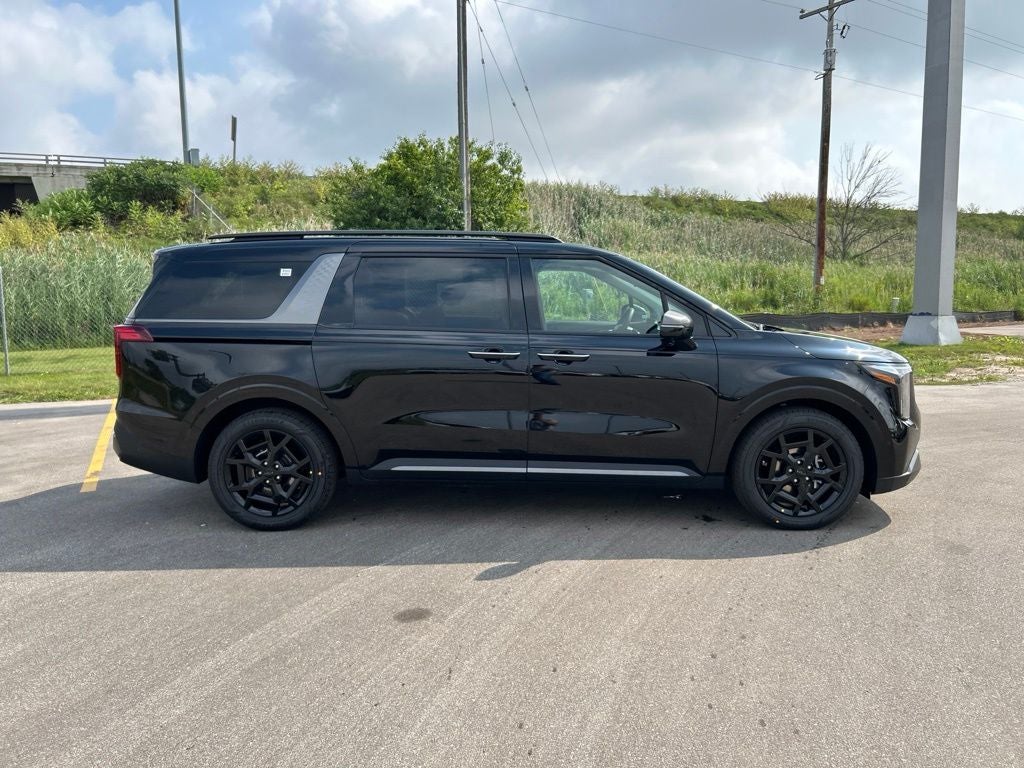 2027 Kia Carnival SX