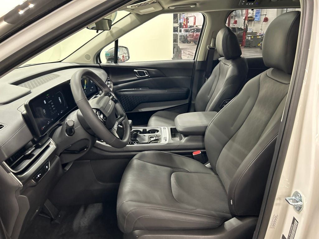 2027 Kia Carnival SX