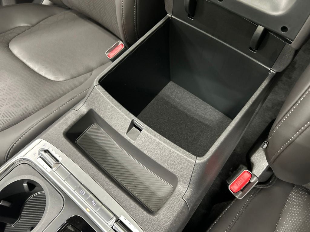 2027 Kia Carnival SX