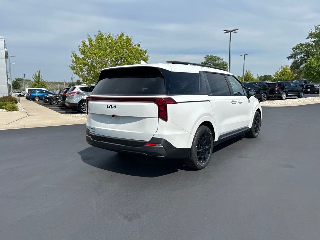2027 Kia Carnival SX