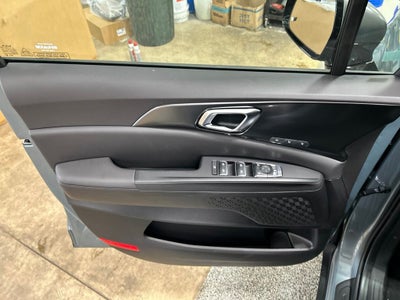 2027 Kia Carnival Hybrid SX