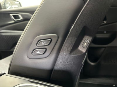 2027 Kia Carnival Hybrid SX