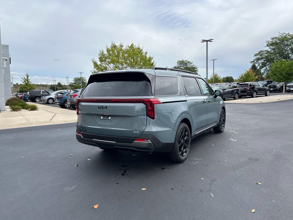 2027 Kia Carnival Hybrid SX