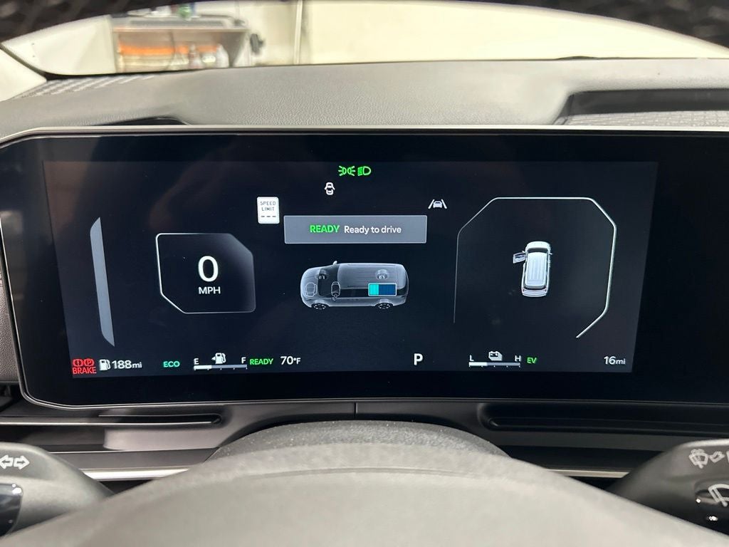 2027 Kia Carnival Hybrid SX