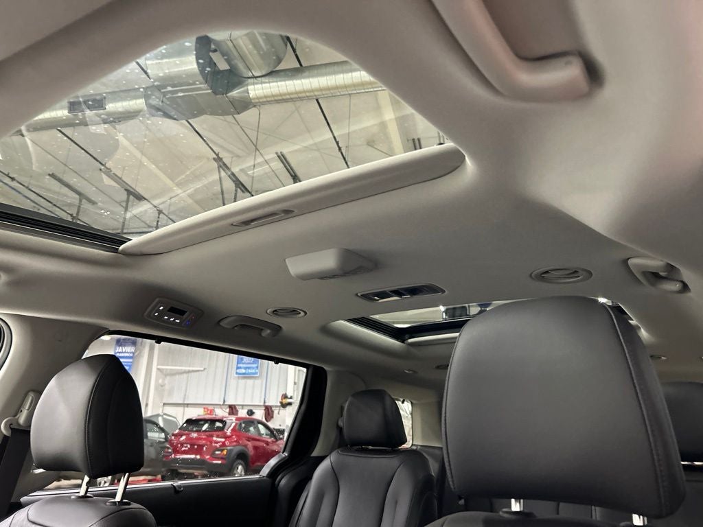 2027 Kia Carnival Hybrid SX