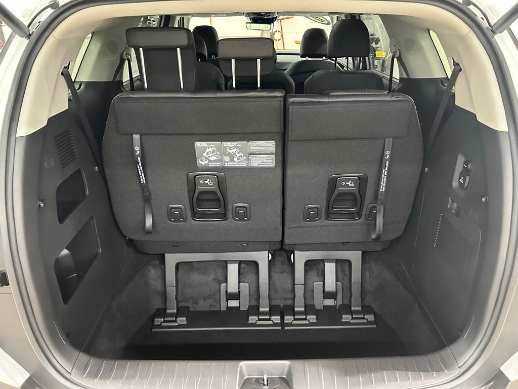 2027 Kia Carnival Hybrid SX Prestige