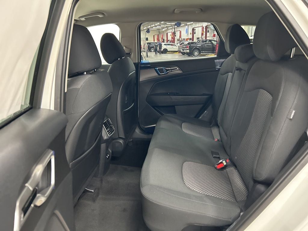 2026 Kia Sportage Hybrid S