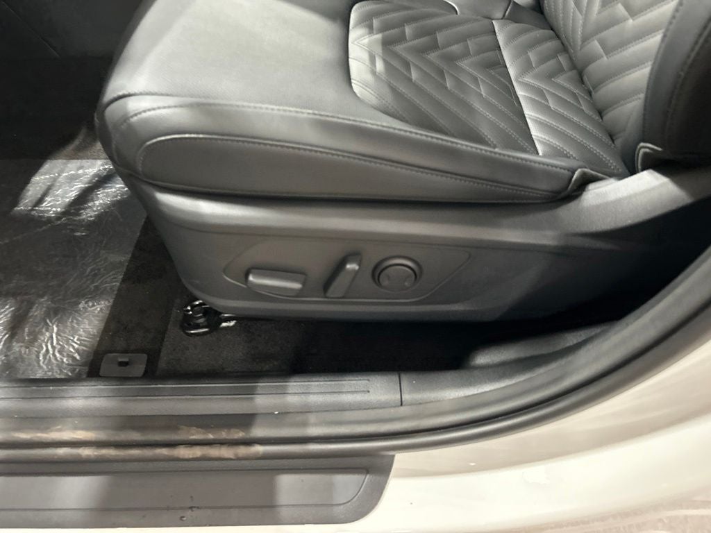 2027 Kia Sportage Plug-In Hybrid X-Line