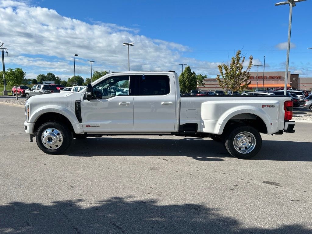 2026 Ford F-450SD DRW