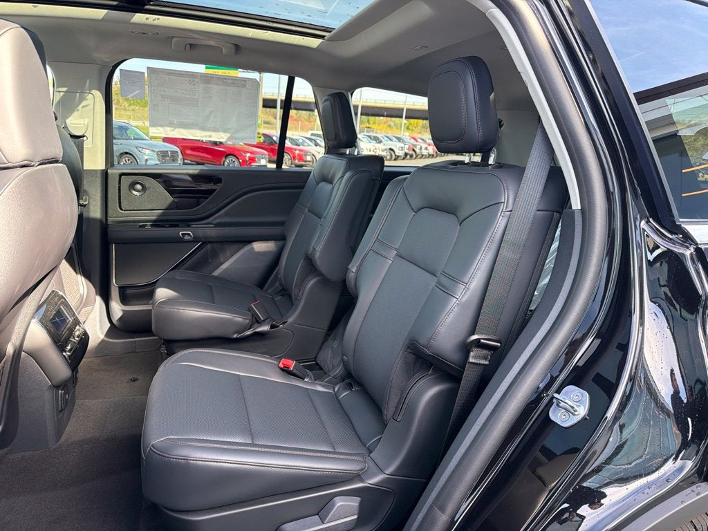 2027 Lincoln Aviator Premiere