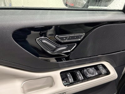 2027 Lincoln Aviator Premiere