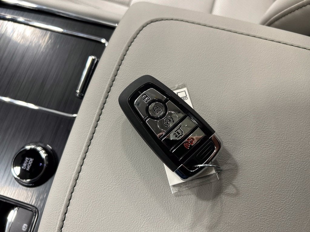 2027 Lincoln Aviator Premiere