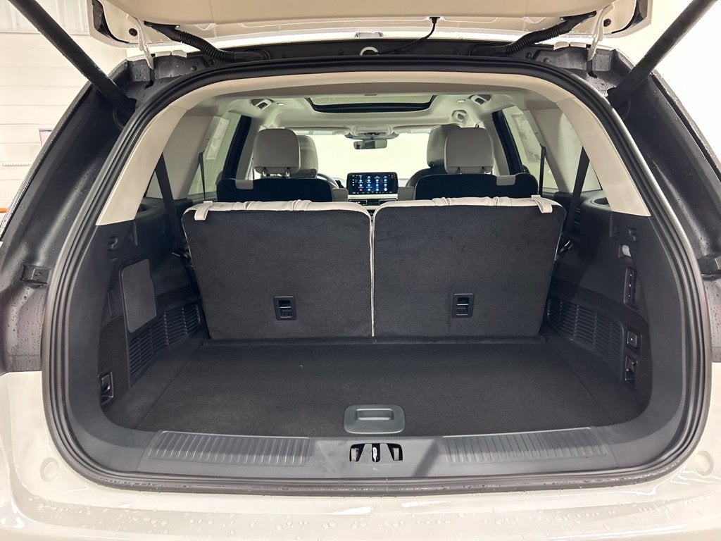 2027 Lincoln Aviator Premiere