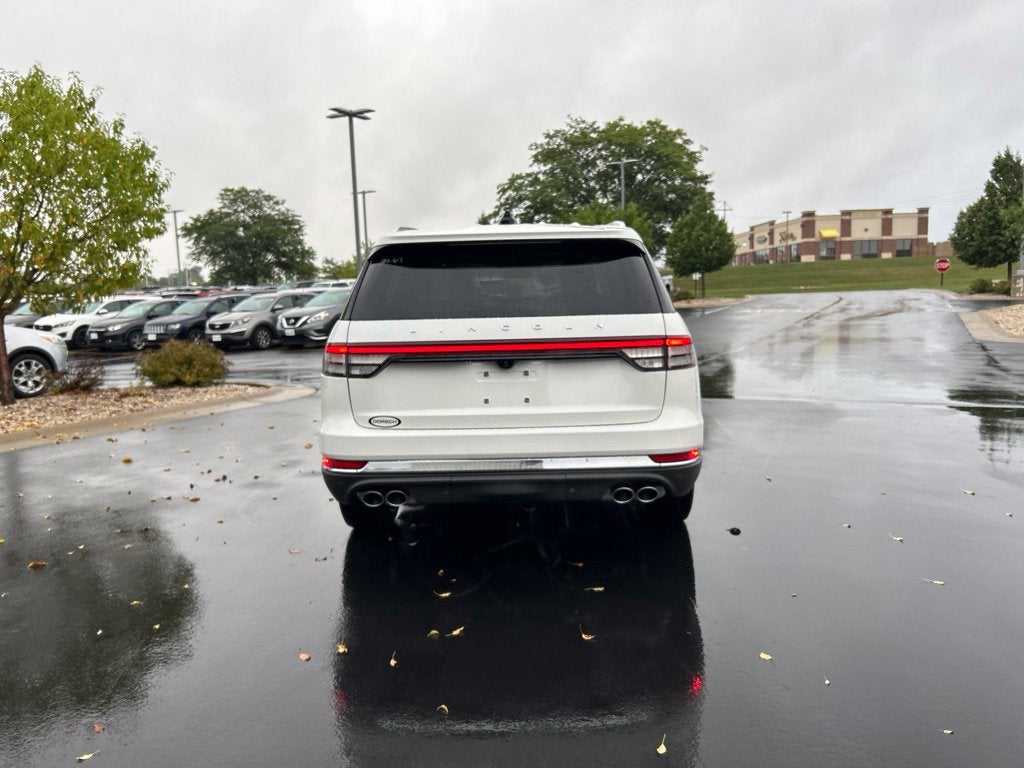 2027 Lincoln Aviator Premiere