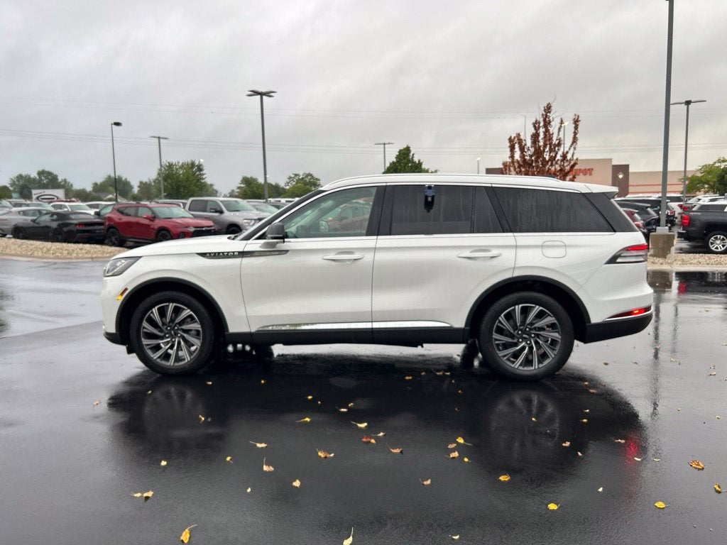 2027 Lincoln Aviator Premiere