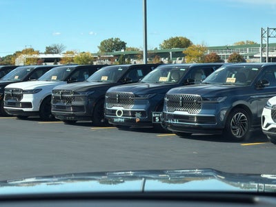 2027 Lincoln Aviator Premiere