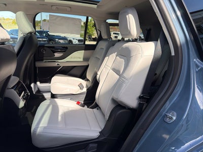 2027 Lincoln Aviator Premiere