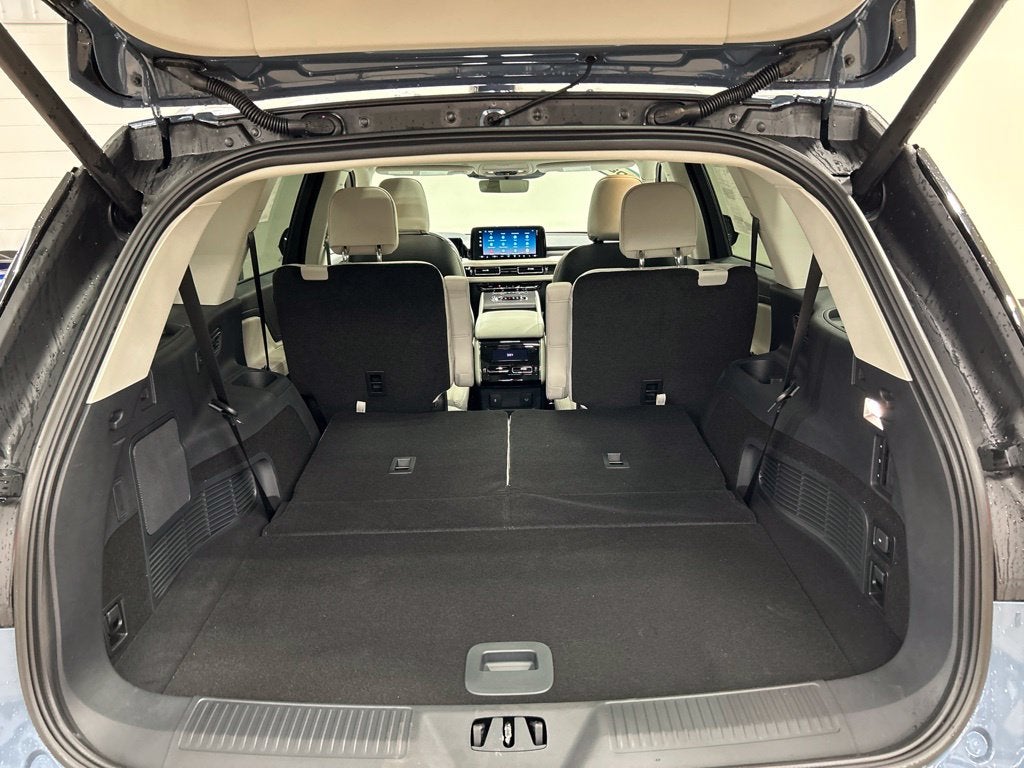 2027 Lincoln Aviator Premiere