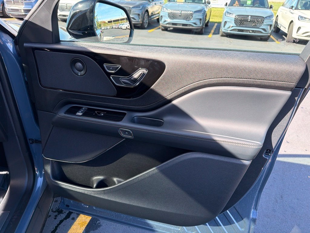 2027 Lincoln Aviator Reserve Premium