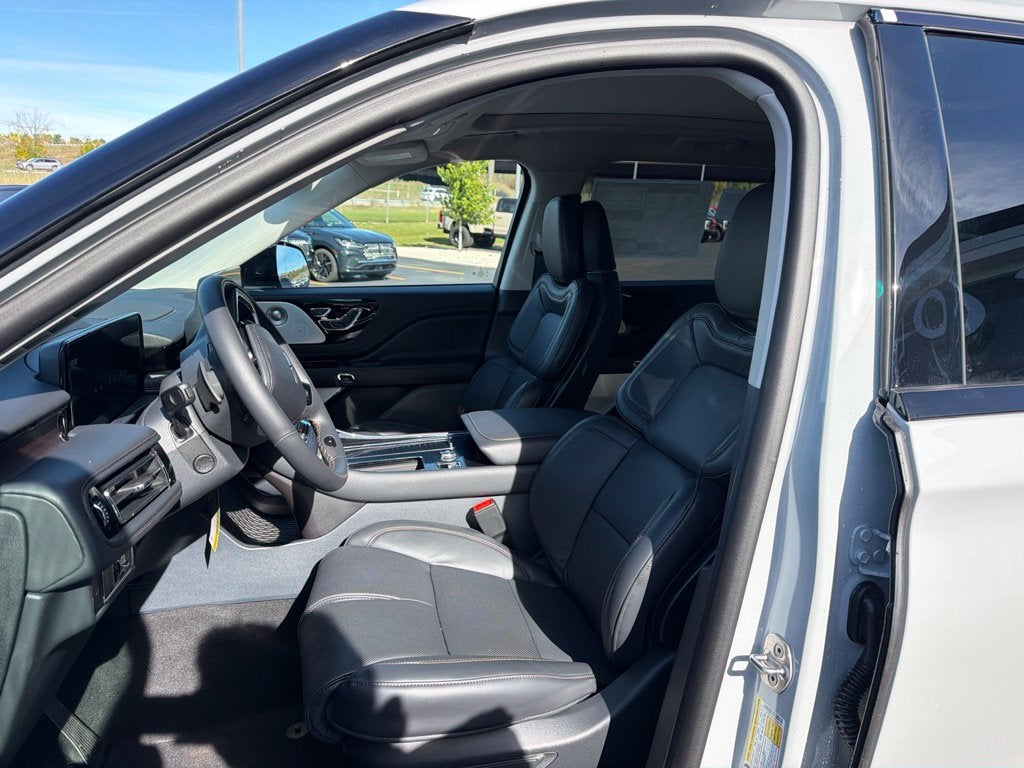 2027 Lincoln Aviator Reserve