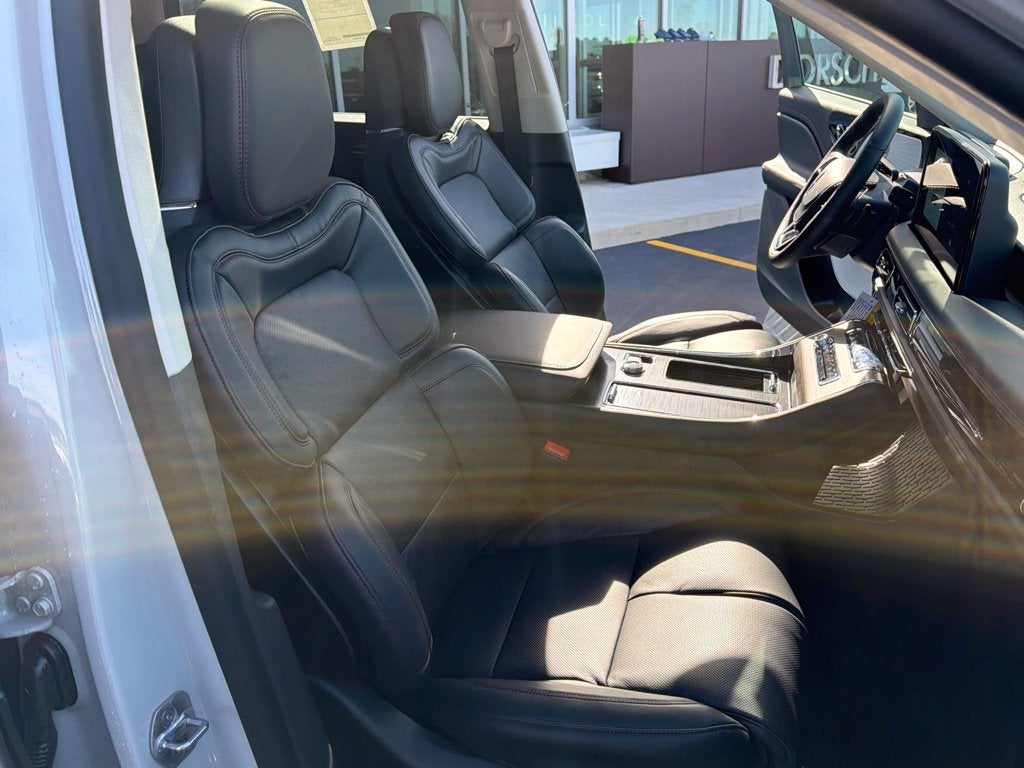2027 Lincoln Aviator Reserve