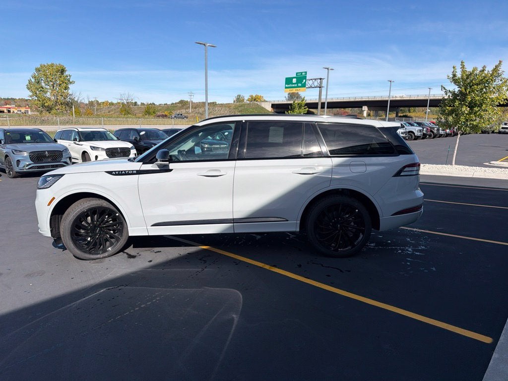 2027 Lincoln Aviator Reserve