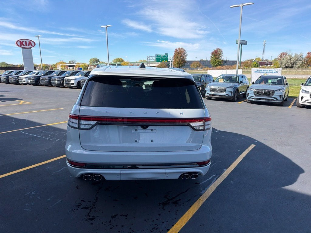 2027 Lincoln Aviator Reserve