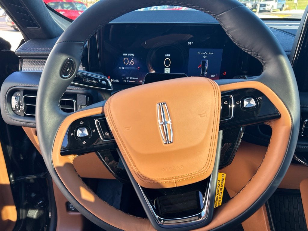 2027 Lincoln Aviator Black Label
