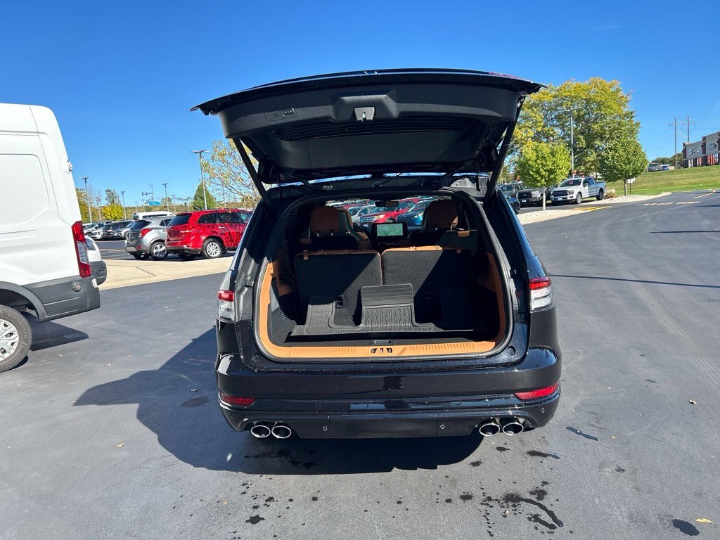 2027 Lincoln Aviator Black Label