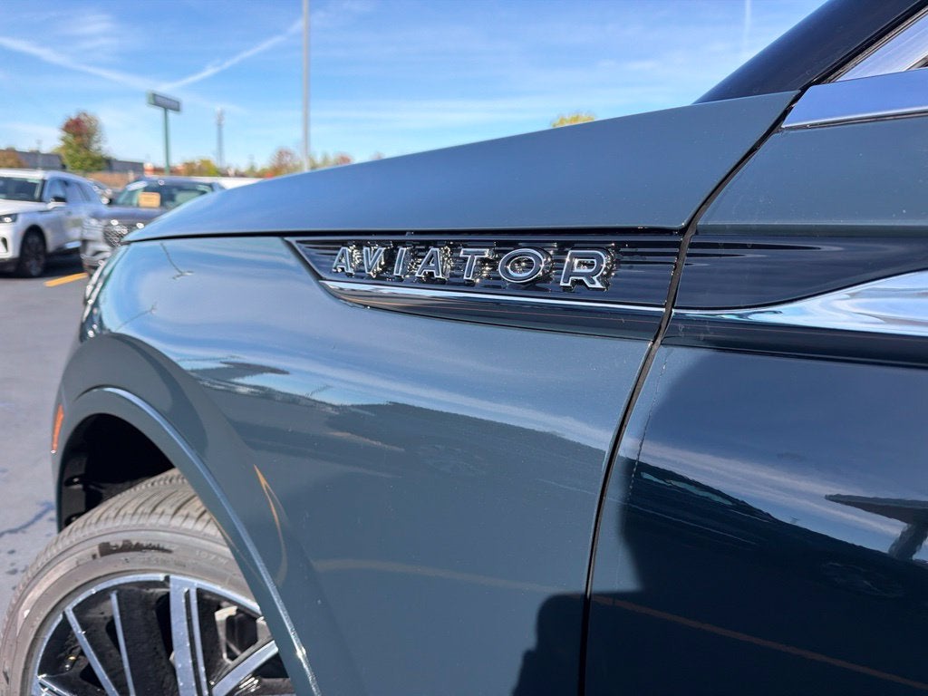 2027 Lincoln Aviator Black Label