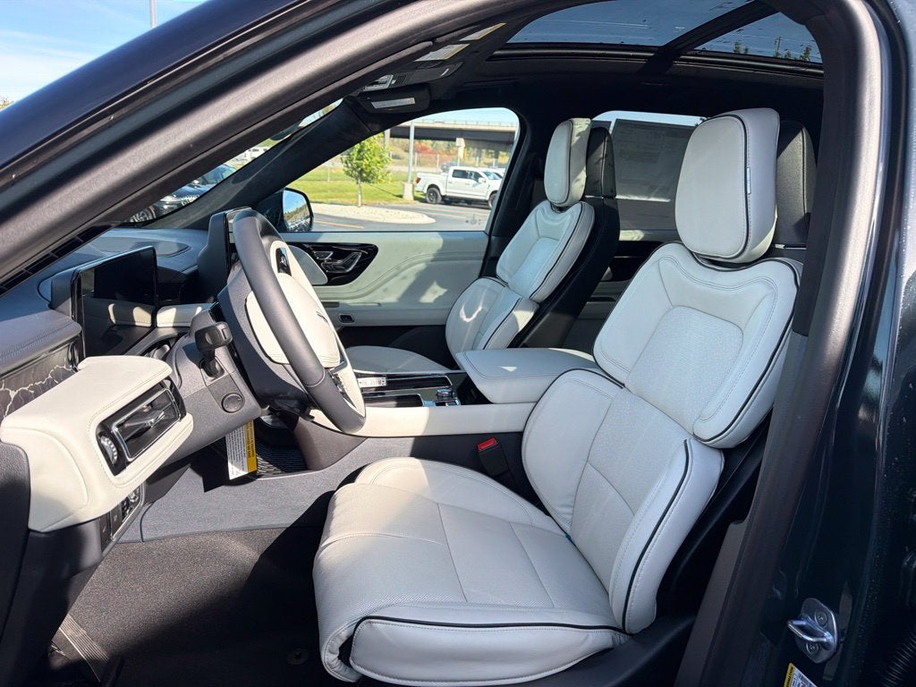 2027 Lincoln Aviator Black Label