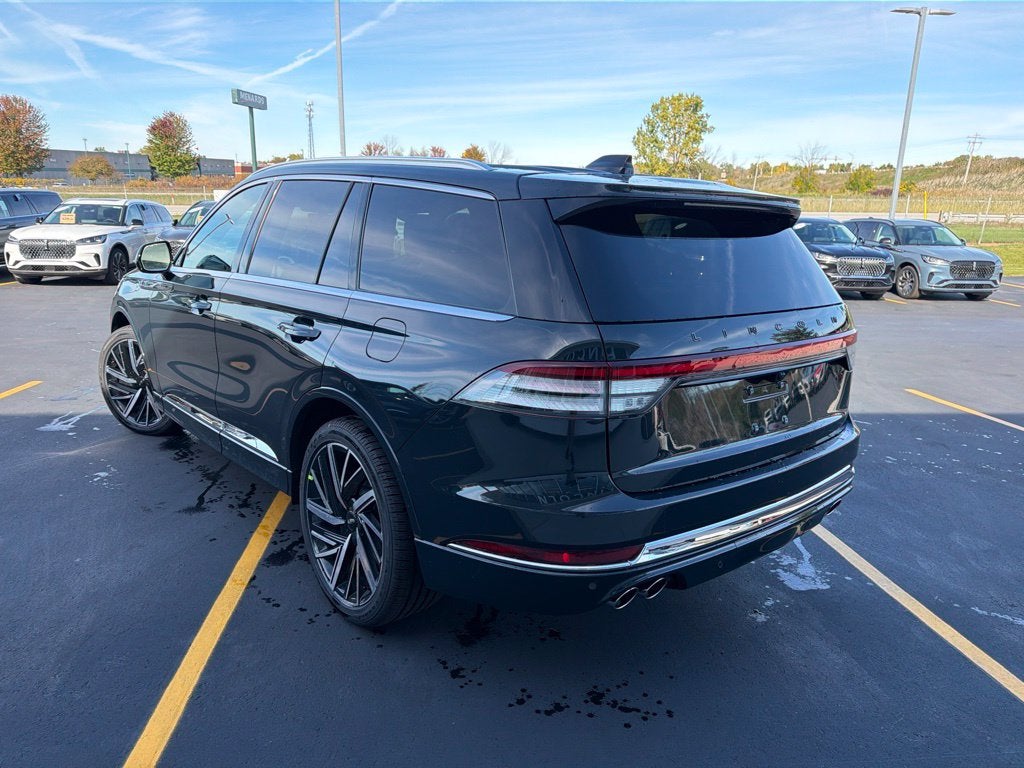 2027 Lincoln Aviator Black Label