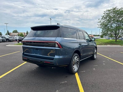 2027 Lincoln Navigator Reserve