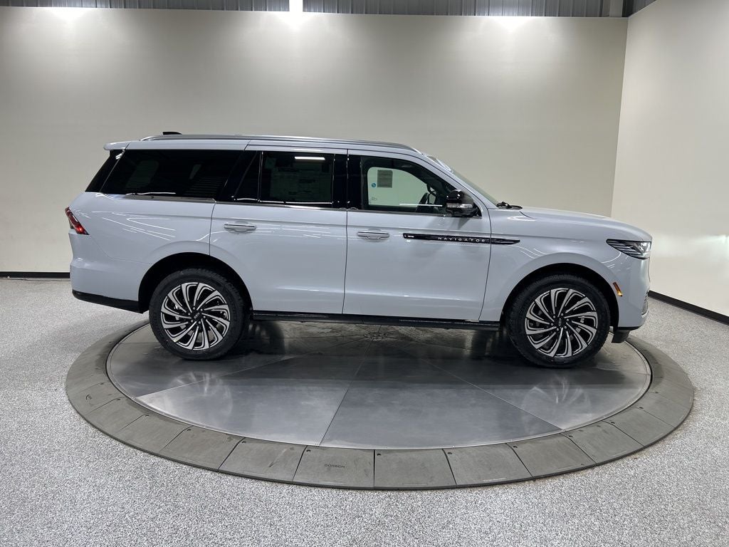 2026 Lincoln Navigator Black Label