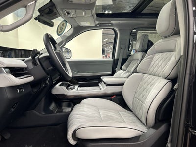 2027 Lincoln Navigator Black Label