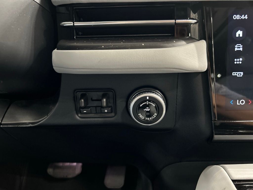 2027 Lincoln Navigator Black Label