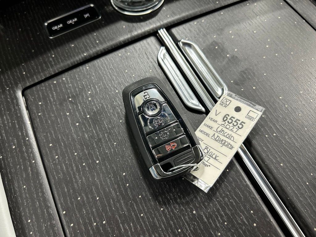 2027 Lincoln Navigator Black Label