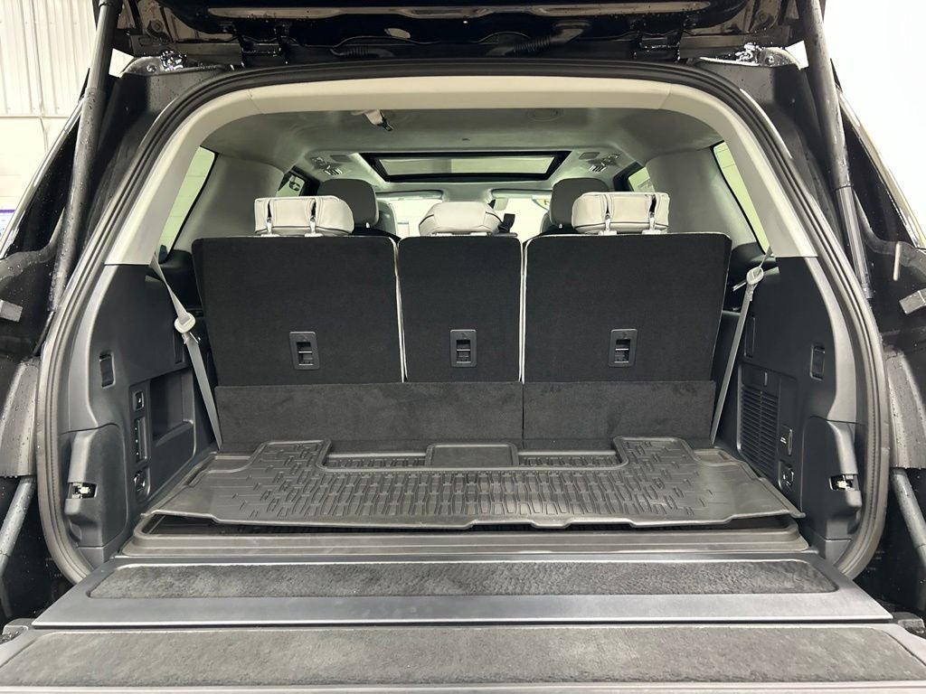 2027 Lincoln Navigator Black Label
