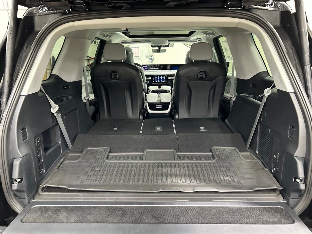 2027 Lincoln Navigator Black Label