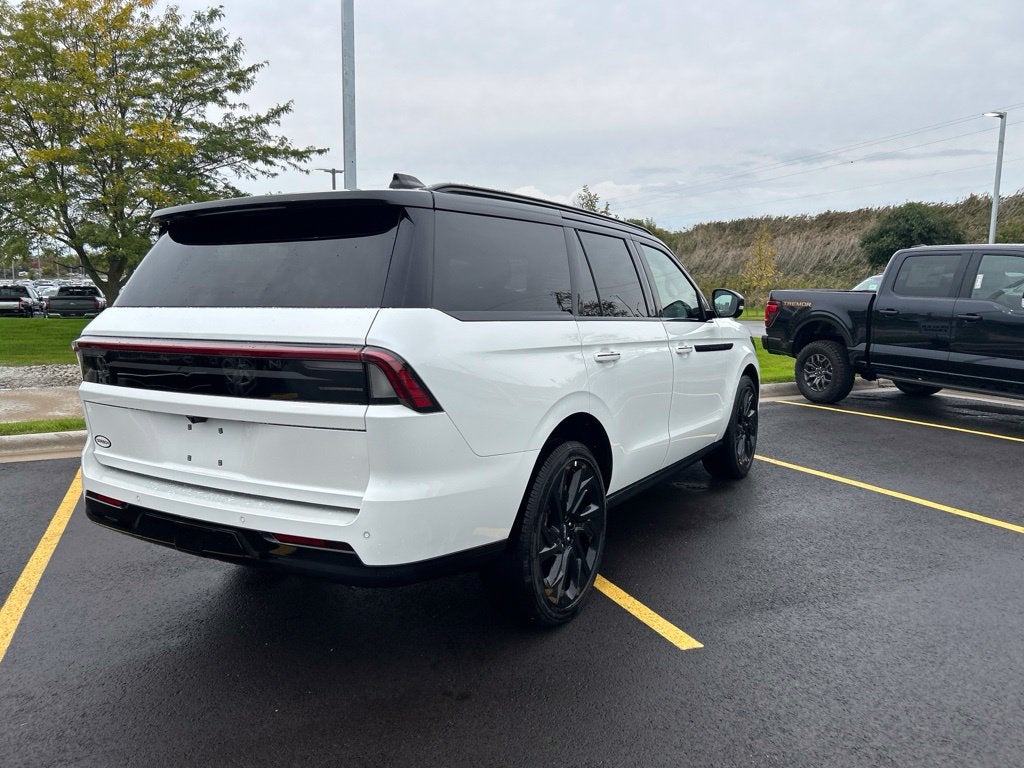 2027 Lincoln Navigator Black Label