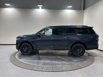 2026 Lincoln Navigator L Reserve